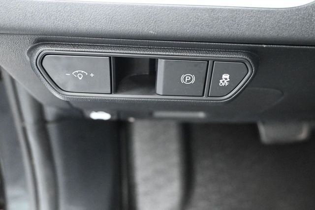 Used 2025 Gray Kia LXS image 21