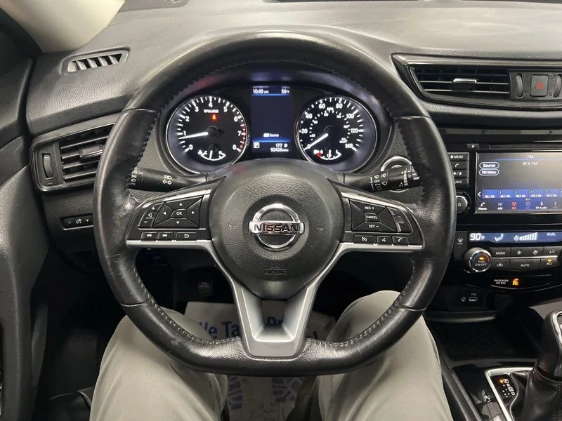Used 2018 Silver Nissan SV image 24