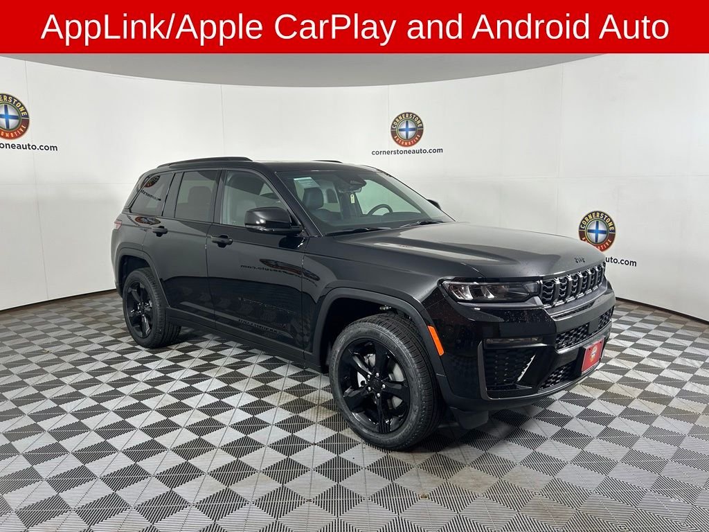 New 2026 Diamond Black Crystal Pearlcoat Jeep Limited image 15