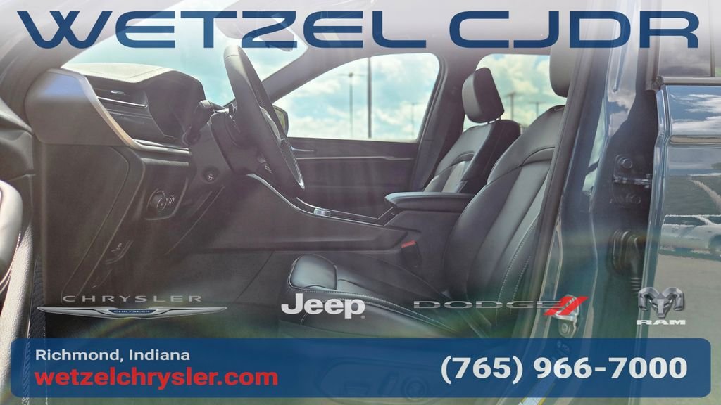 New 2027 Steel Blue Paint Jeep Limited image 14