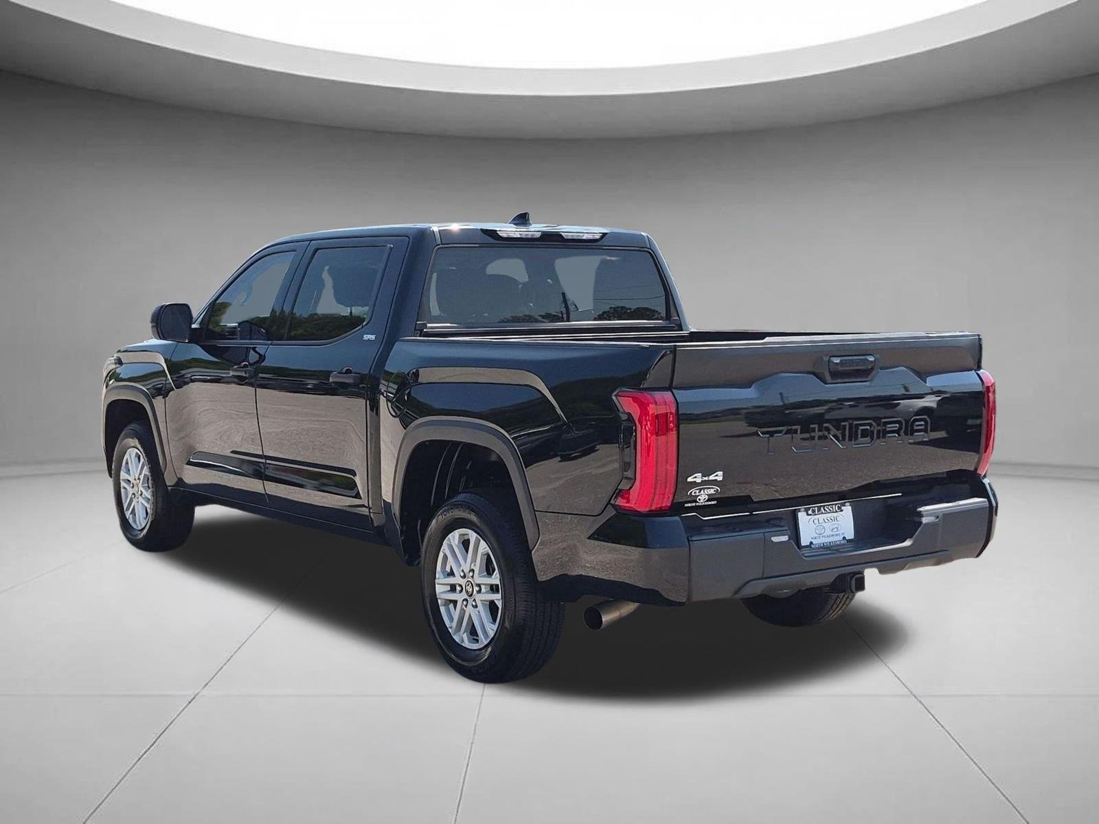 Used 2023 Midnight Black Metallic Toyota SR5 image 3