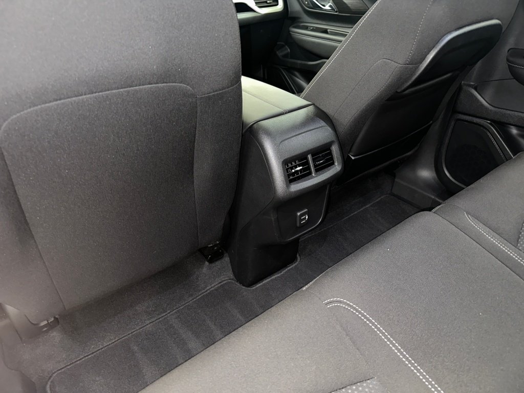 2023 GMC Terrain SLE - Photo 20