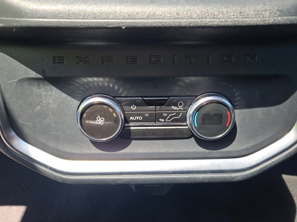 2025 Ford Expedition Active - Photo 23