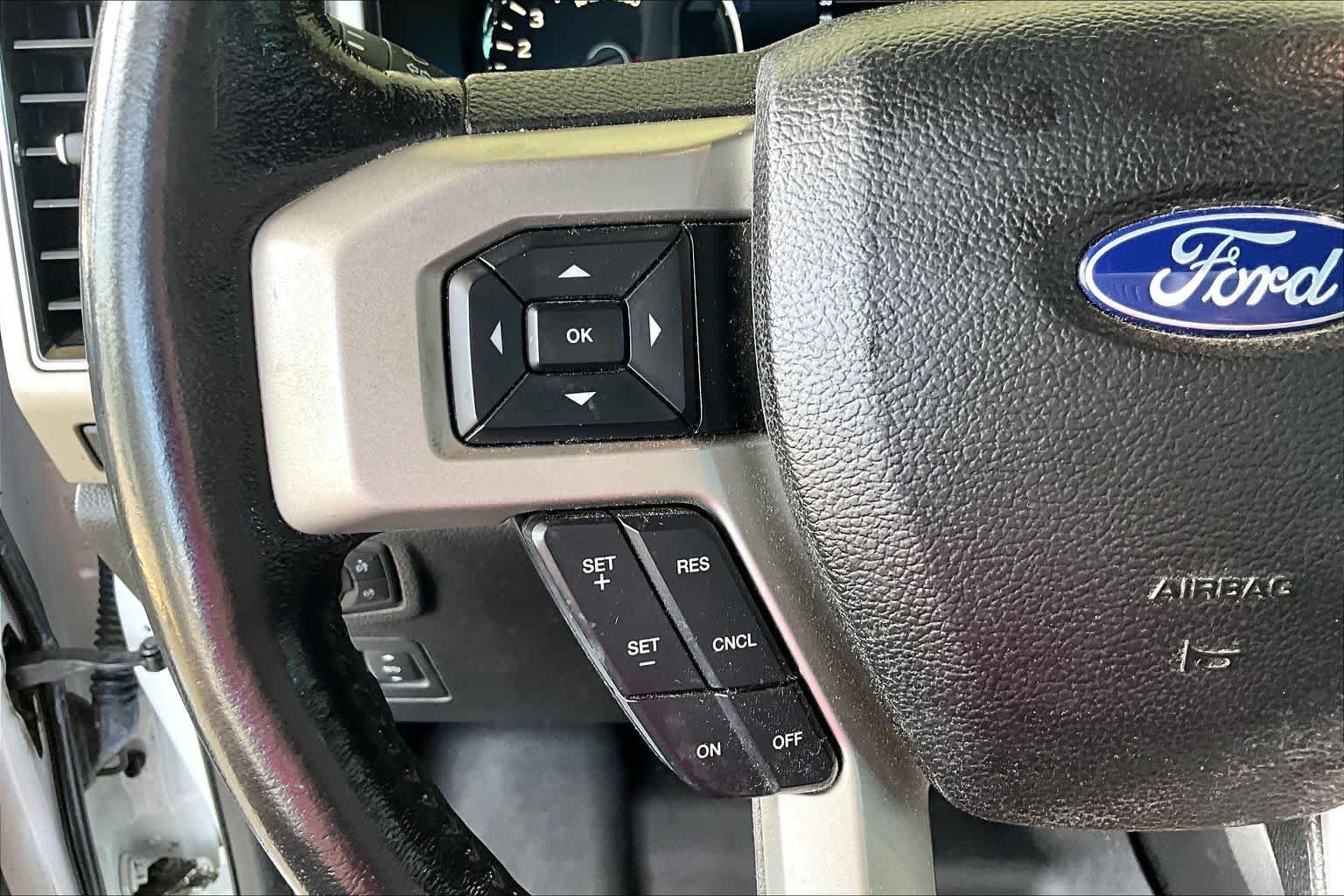 Used 2018 Oxford White Ford LARIAT image 23