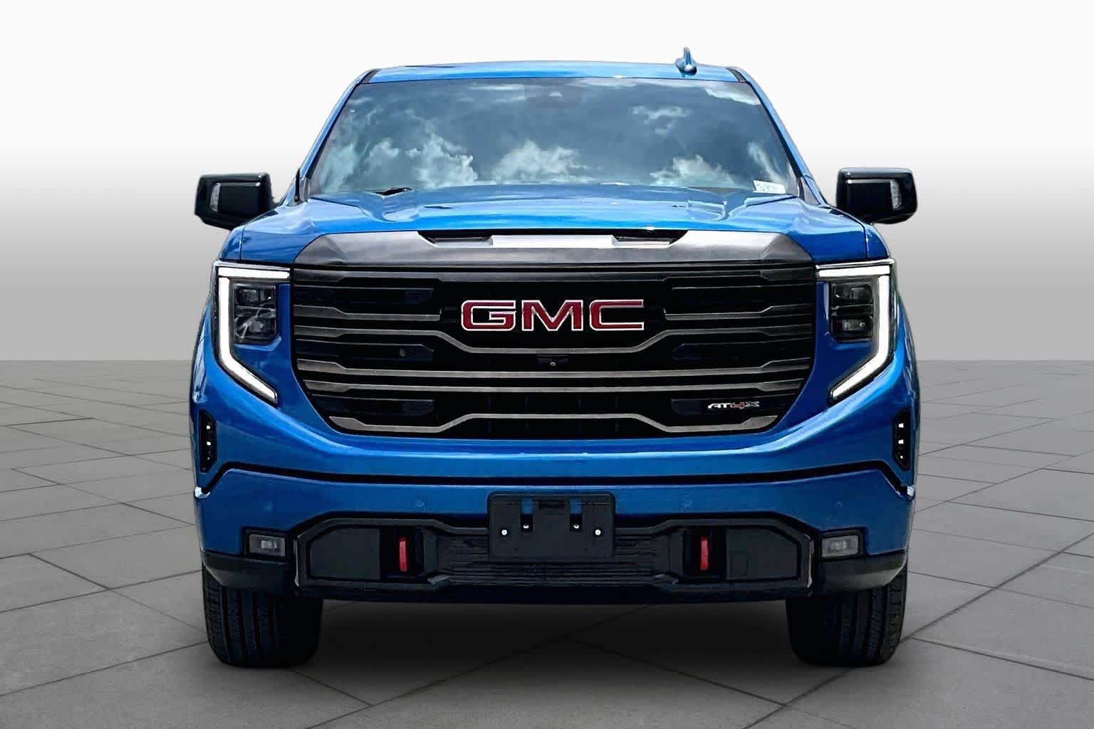 Used 2023 Dynamic Blue Metallic GMC AT4X image 4