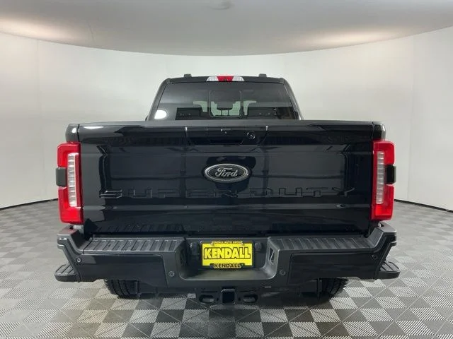 New 2026 Agate Black Ford XLT image 5