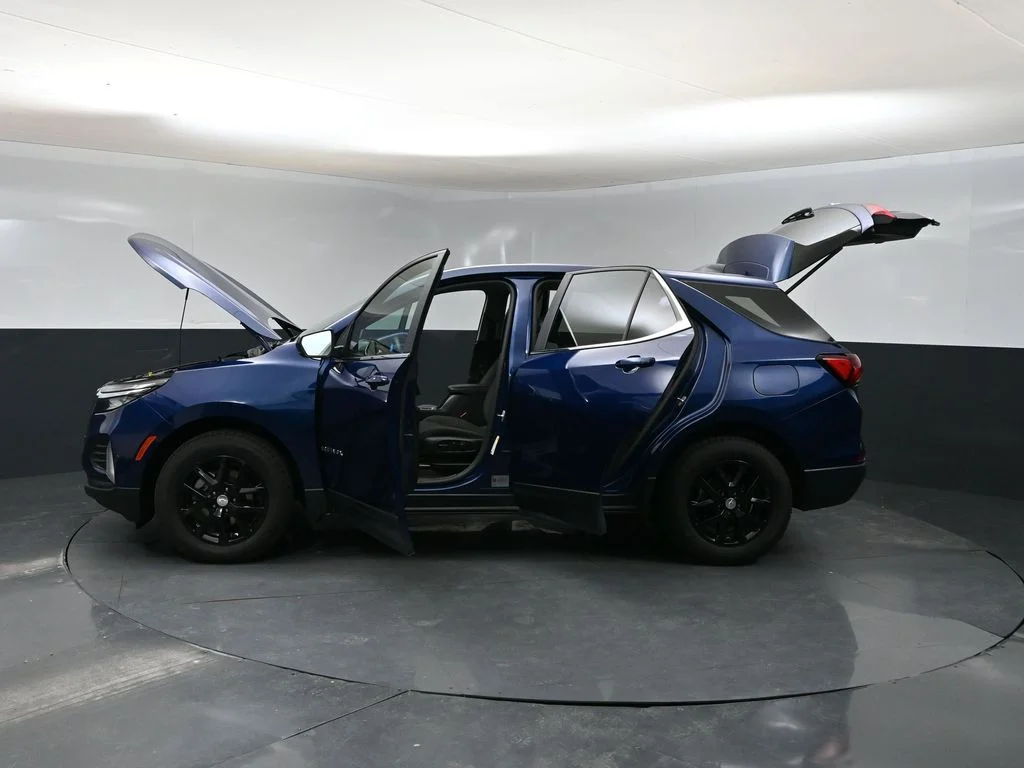 Used 2022 Blue Chevrolet LT image 43