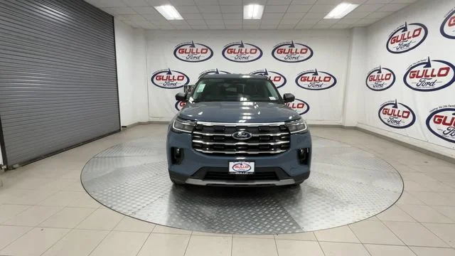 New 2026 Vapor Blue Metallic Ford Active image 3