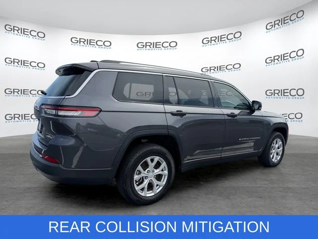 Used 2023 Gray Jeep Limited image 7