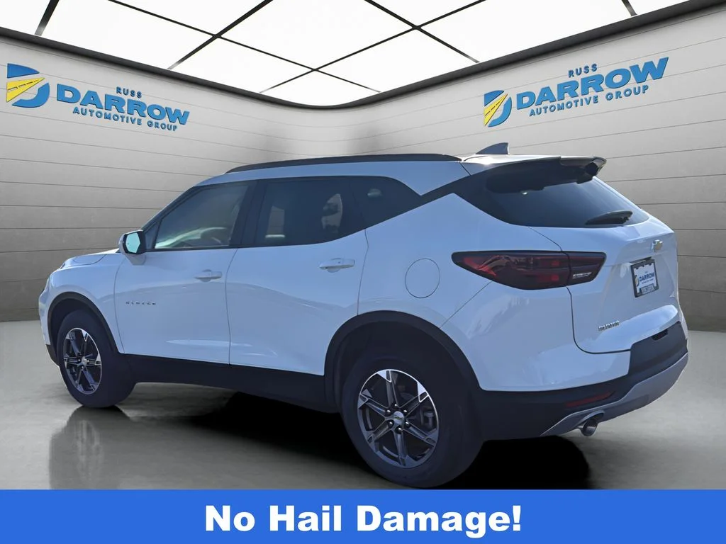 Used 2024 White Chevrolet LT image 3