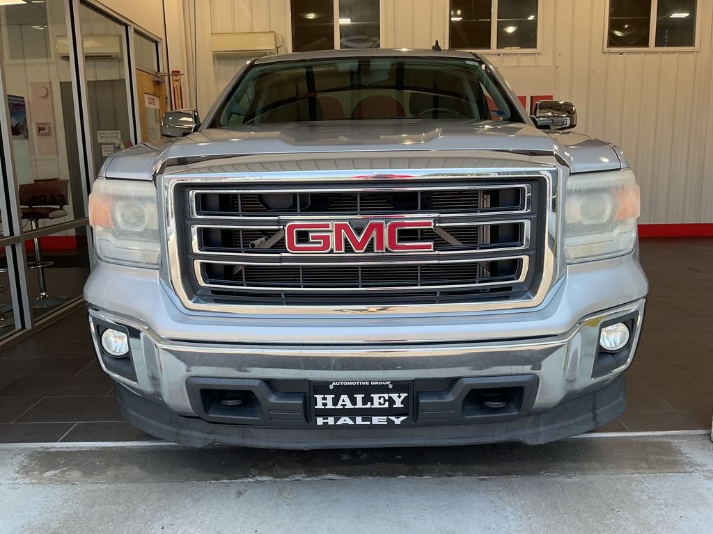 Used 2014 Silver GMC SLE image 3