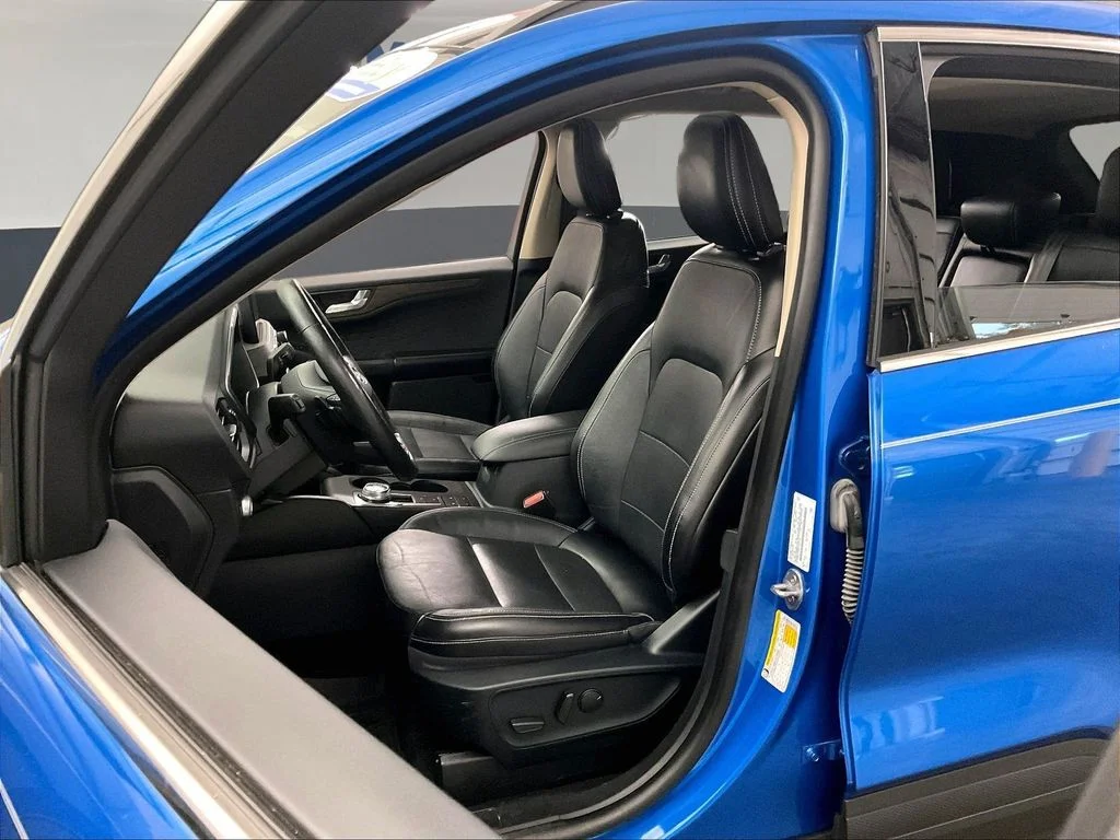 Used 2020 Blue Ford Titanium image 30