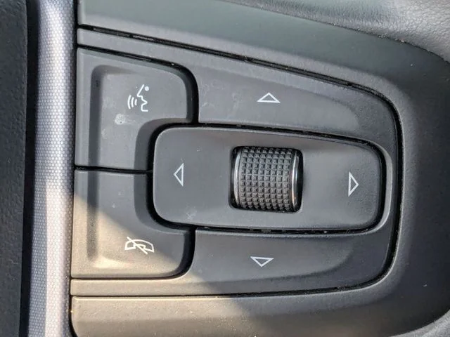 Used 2025 Titanium Rush Metallic GMC SLT image 19