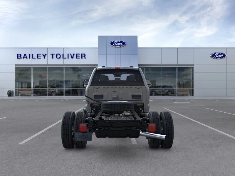 New 2026 Carbonized Gray Metallic Ford F-550® LARIAT® image 5
