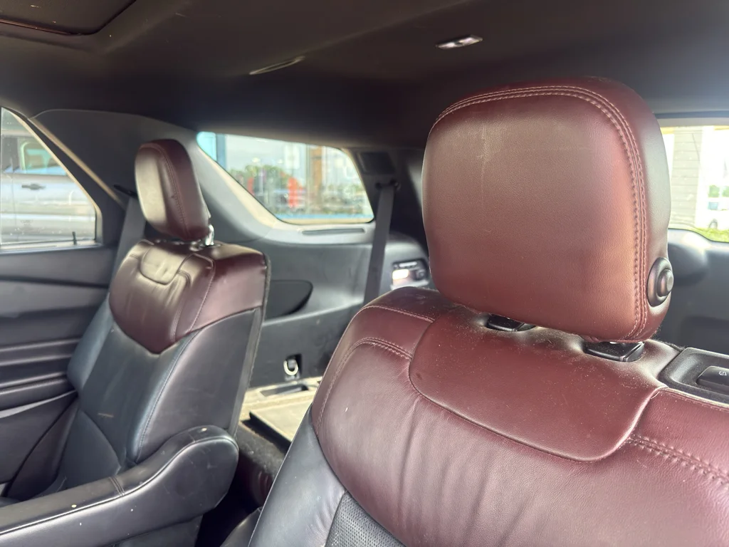 Used 2020 Magnetic Metallic Ford Platinum image 14