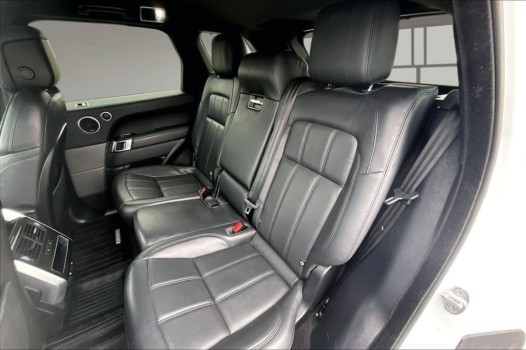 Used 2020 White Land Rover HSE image 26
