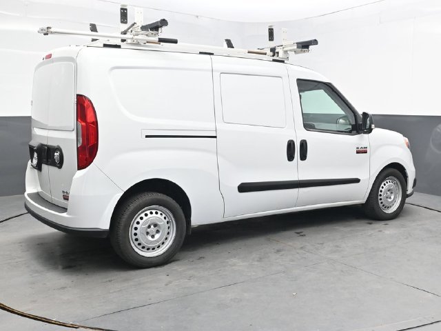 Used 2022 White Ram Base image 8