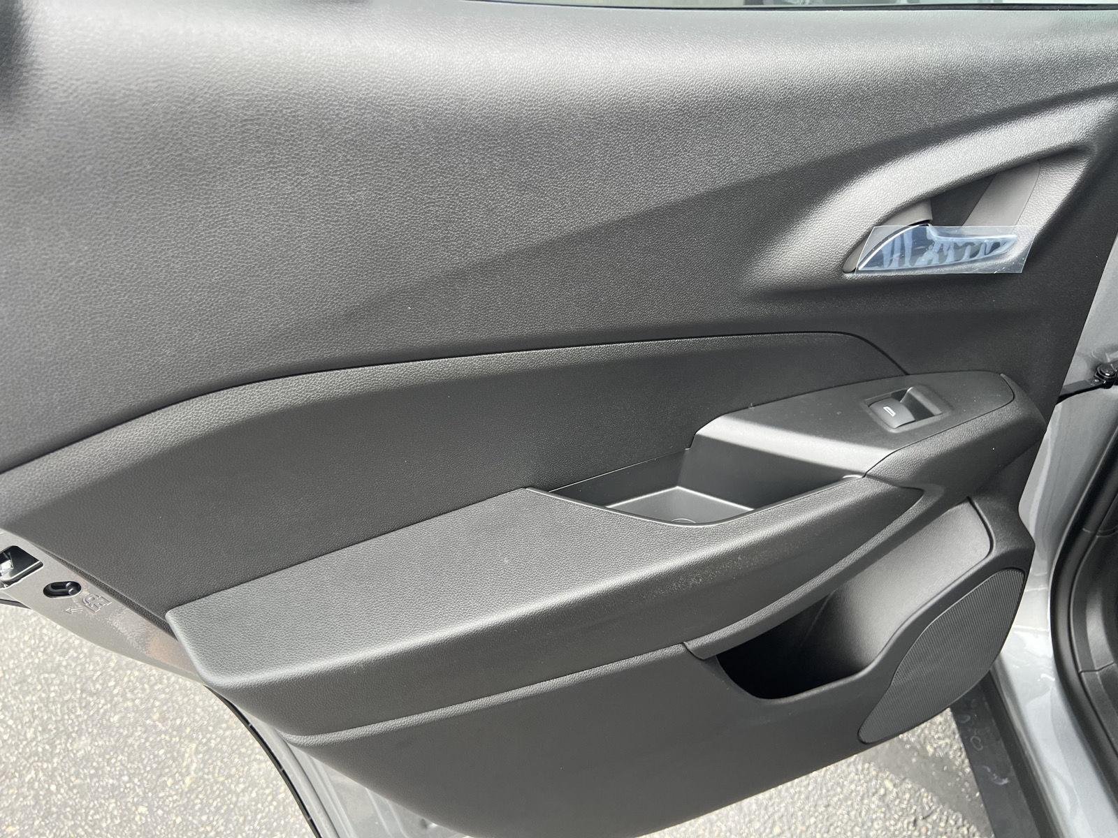 2026 Chevrolet Trax LT - Photo 29