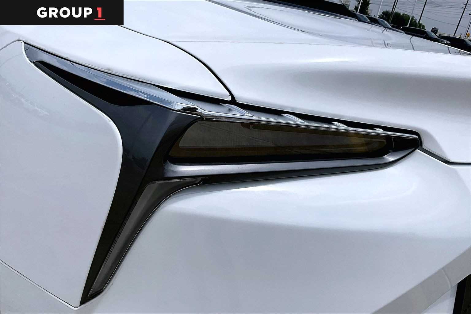 Certified Used 2021 ULTRA WHITE Lexus  image 26