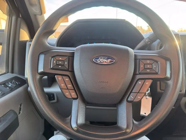 Used 2020 White Ford XL image 16