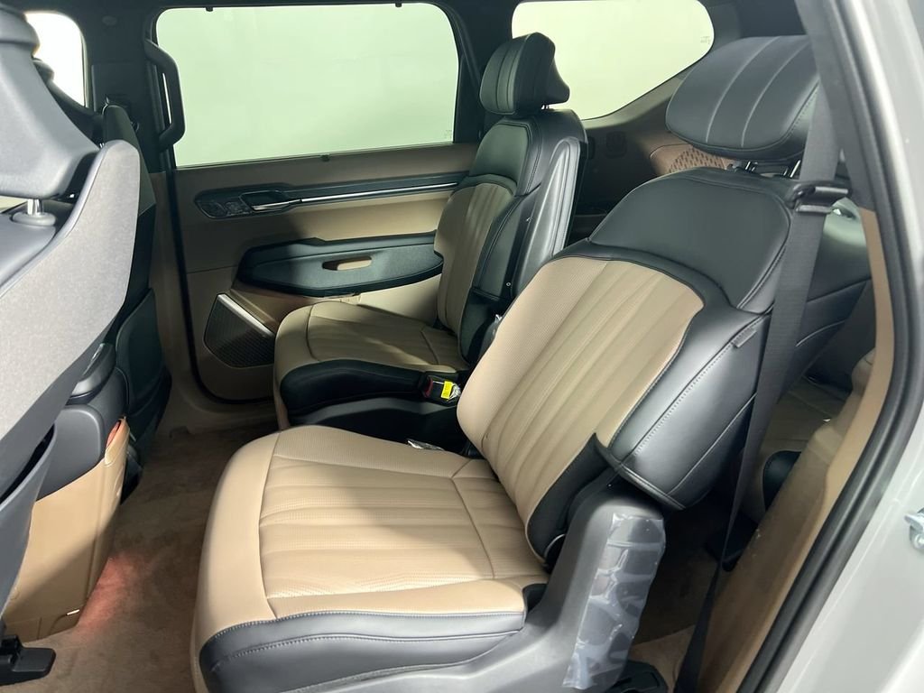 New 2026 Wolf Gray / Black Roof Kia GT-Line AWD image 29