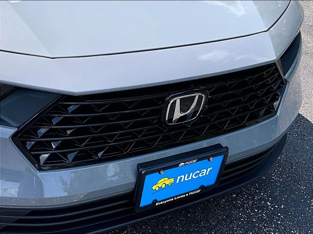 Used 2025 Gray Honda Sport image 31
