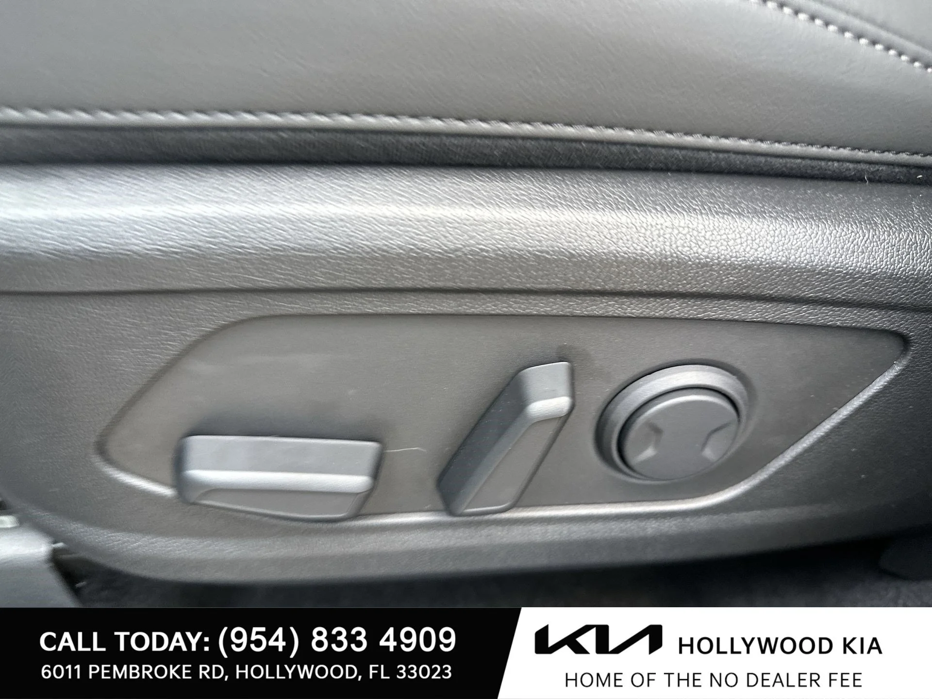 New 2026 Ivory Silver Kia S image 16