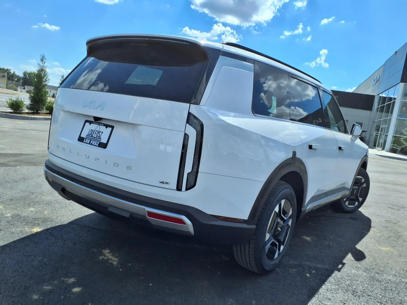 New 2027 Glacial White Pearl KIA EX AWD image 21
