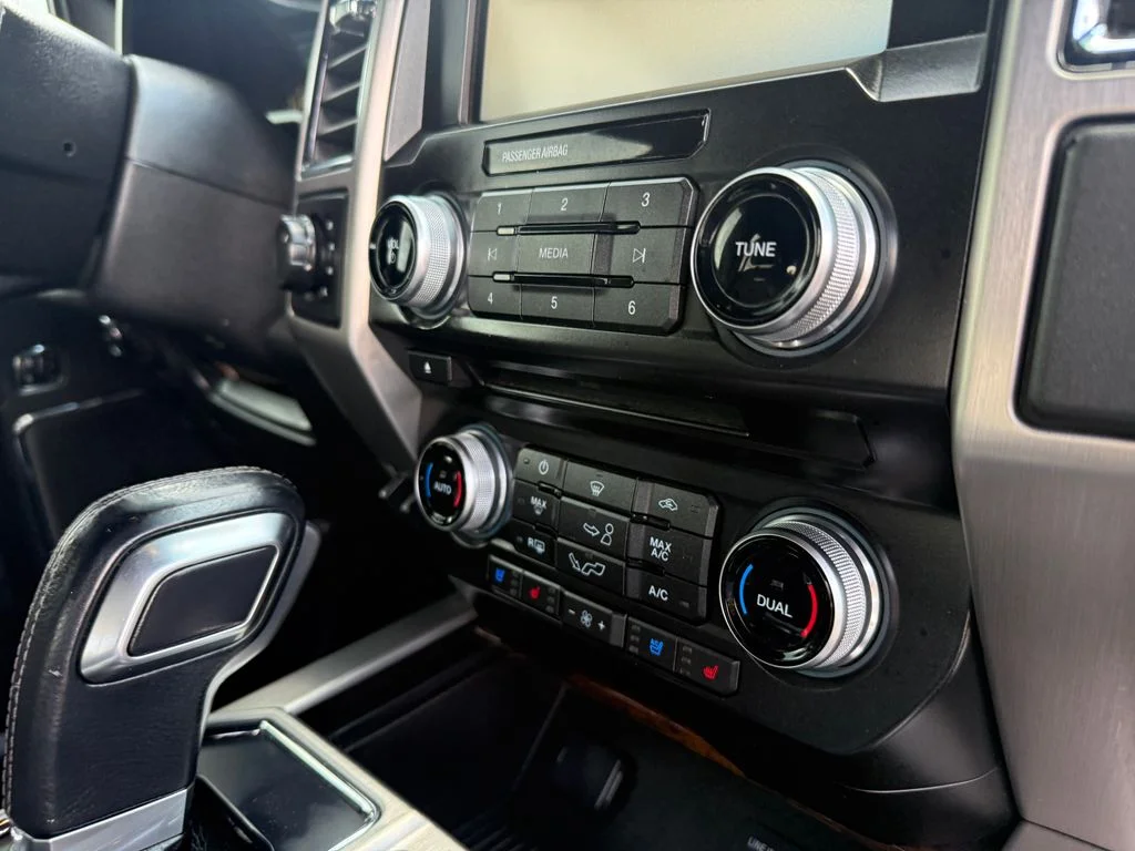 Used 2015 Black Ford Platinum image 11