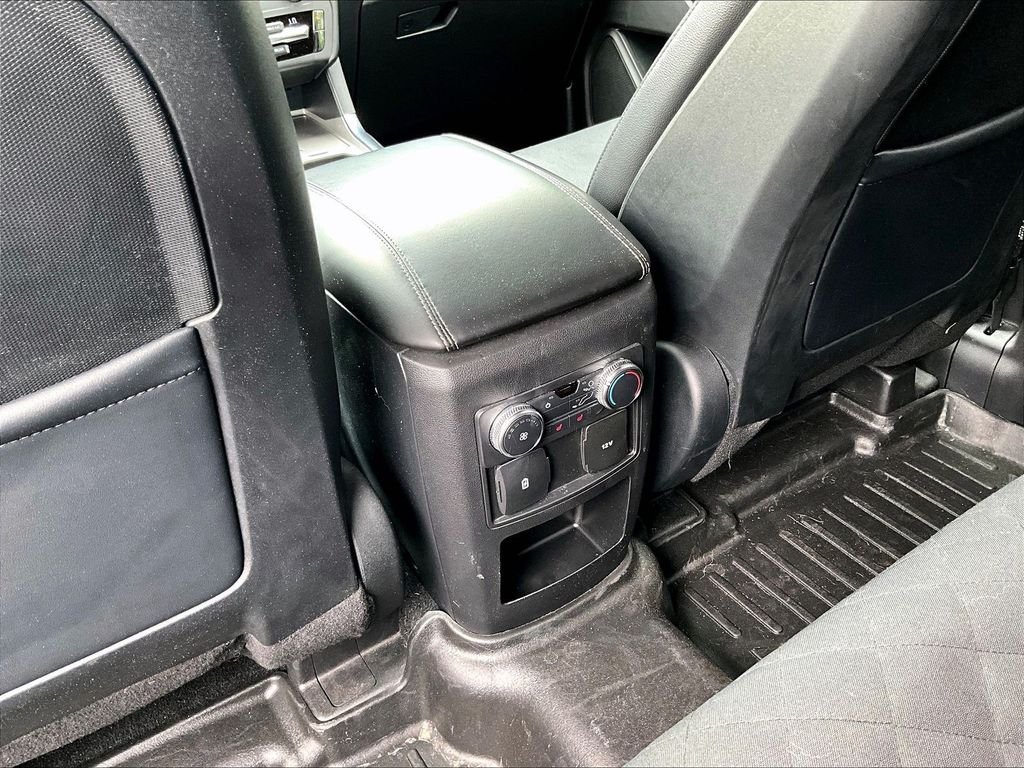 Used 2020 Blue Ford XLT image 28