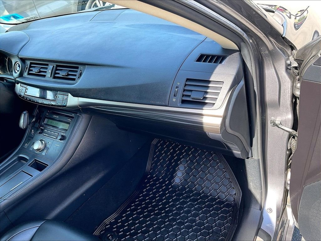 Used 2016 Gray Lexus 200h image 13