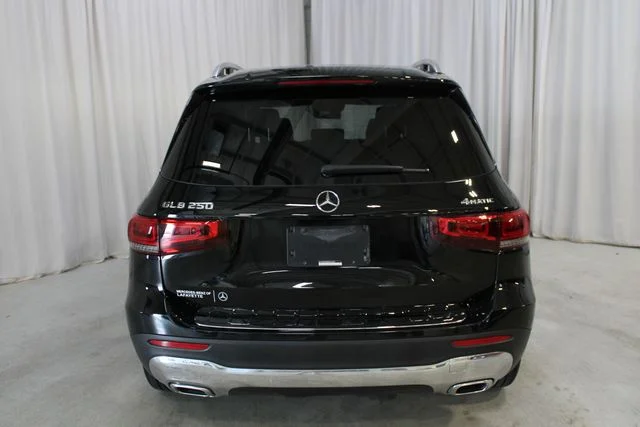 Used 2022  Mercedes-Benz GLB 250 image 31