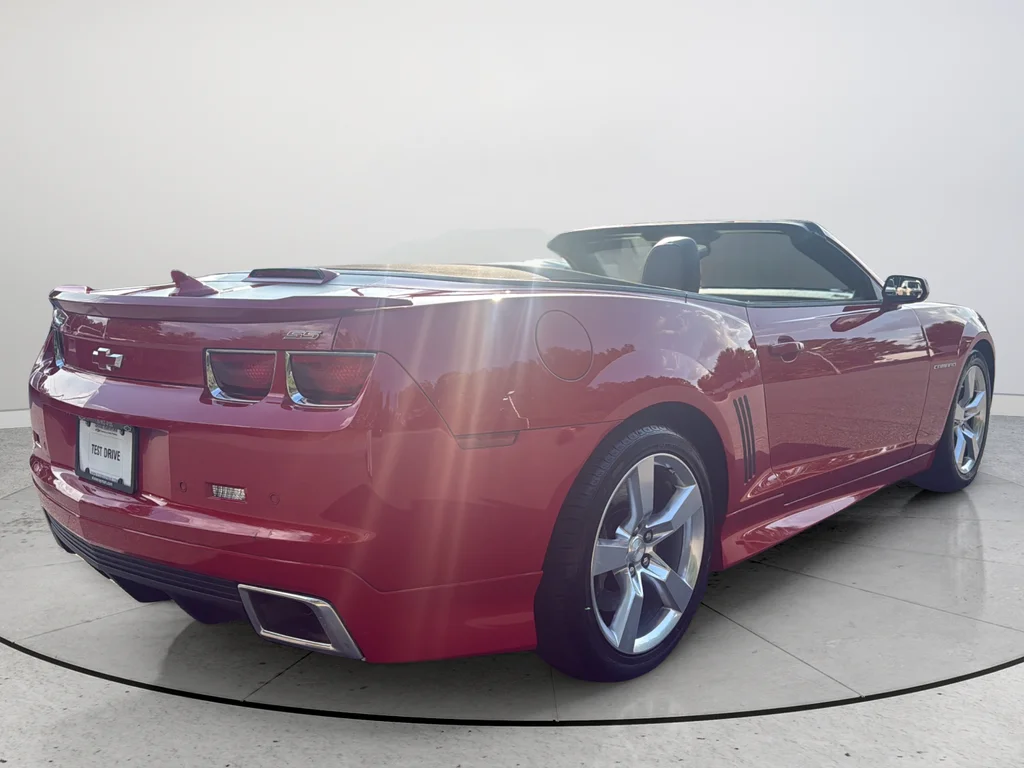 Used 2011 Red Chevrolet SS image 7