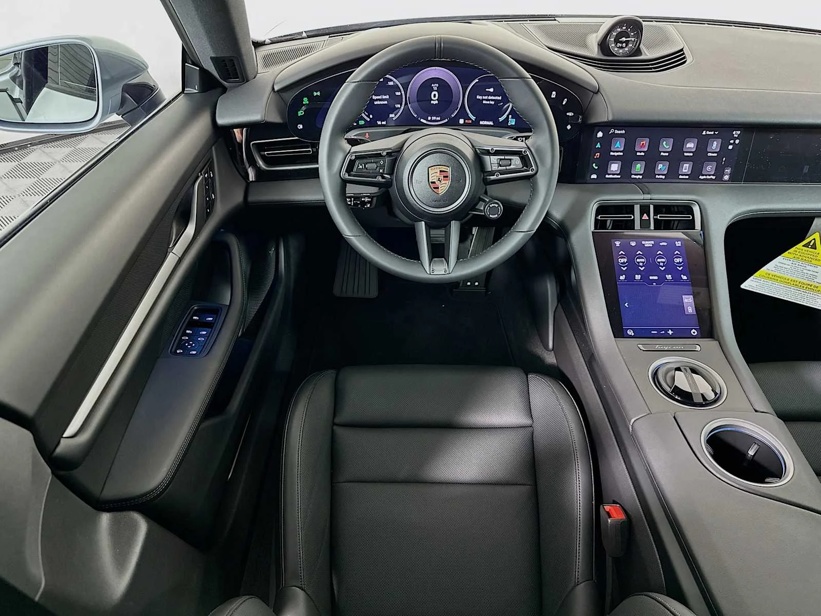 2025 Porsche Taycan Base - Photo 25