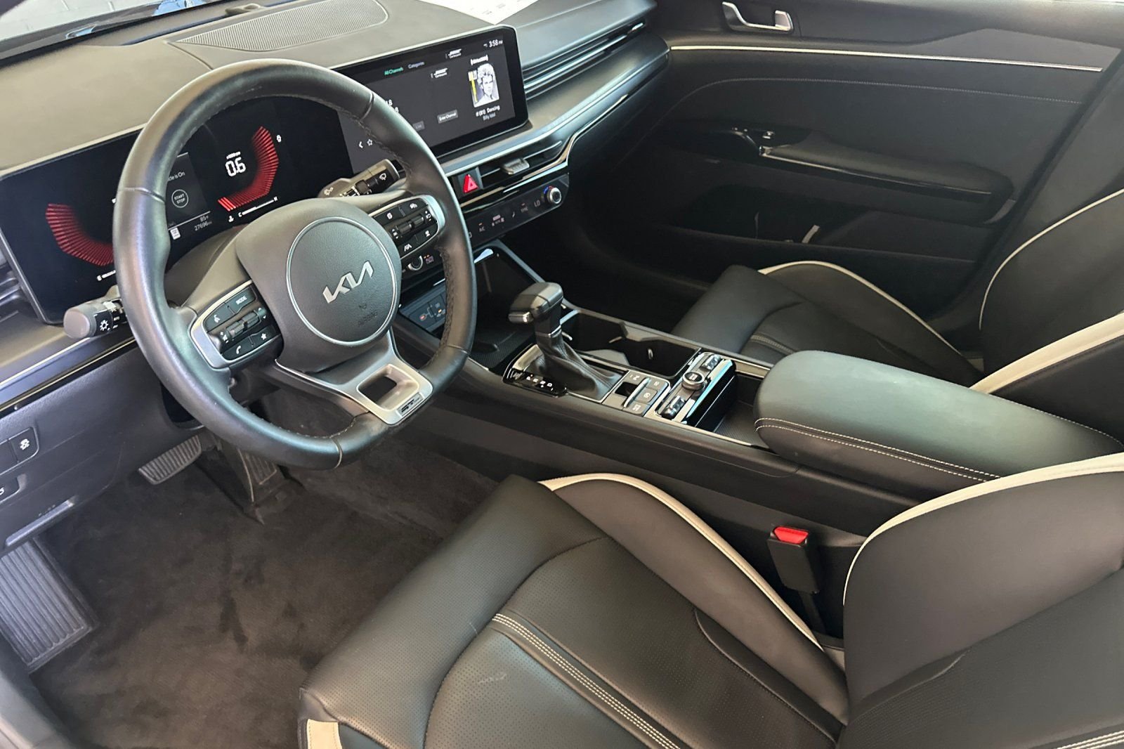 Used 2025 Black Kia GT-Line image 10