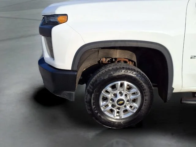 Used 2020 SUMMIT WHITE Chevrolet Work Truck image 17