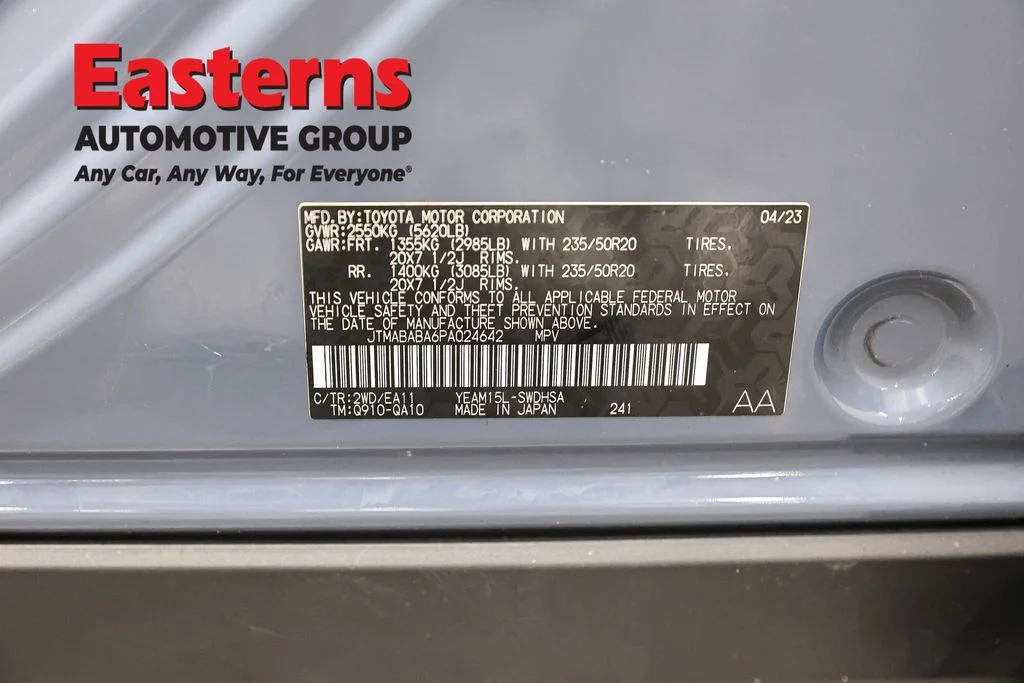 Used 2023 Gray Subaru Touring image 39