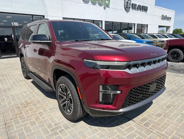 New 2026 Velvet Red Pearlcoat (DISC) Jeep  image 7