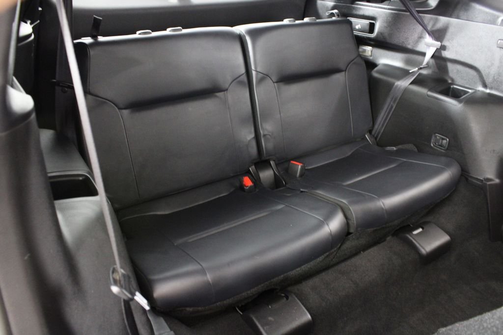 Used 2024 Red Mitsubishi SE image 16