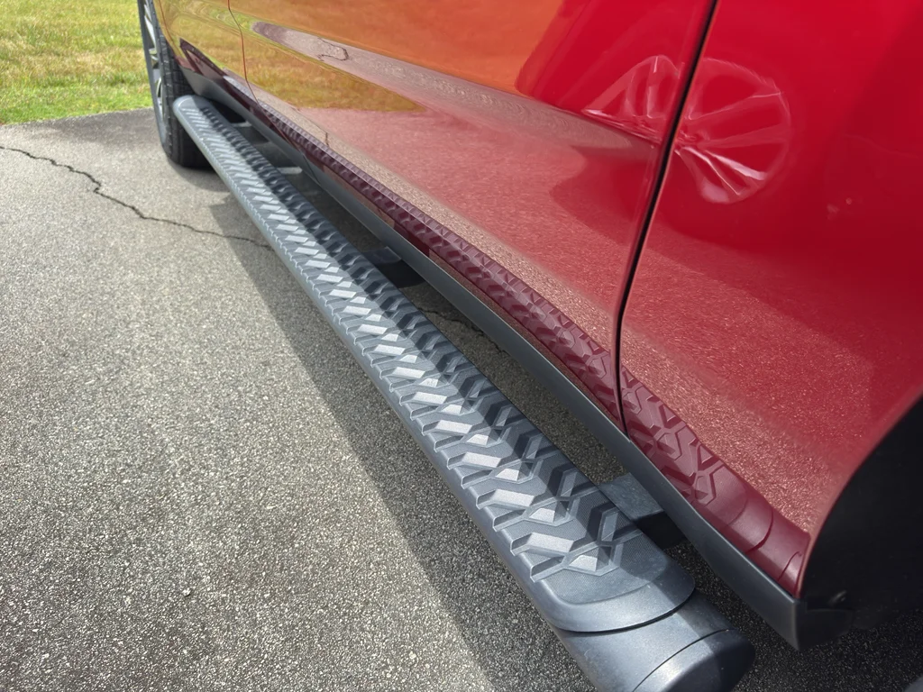 Used 2024 Radiant Red Tintcoat Chevrolet Z71 image 9