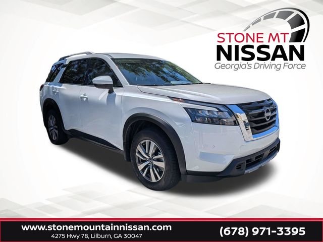 Used 2025 White Nissan SL image 1