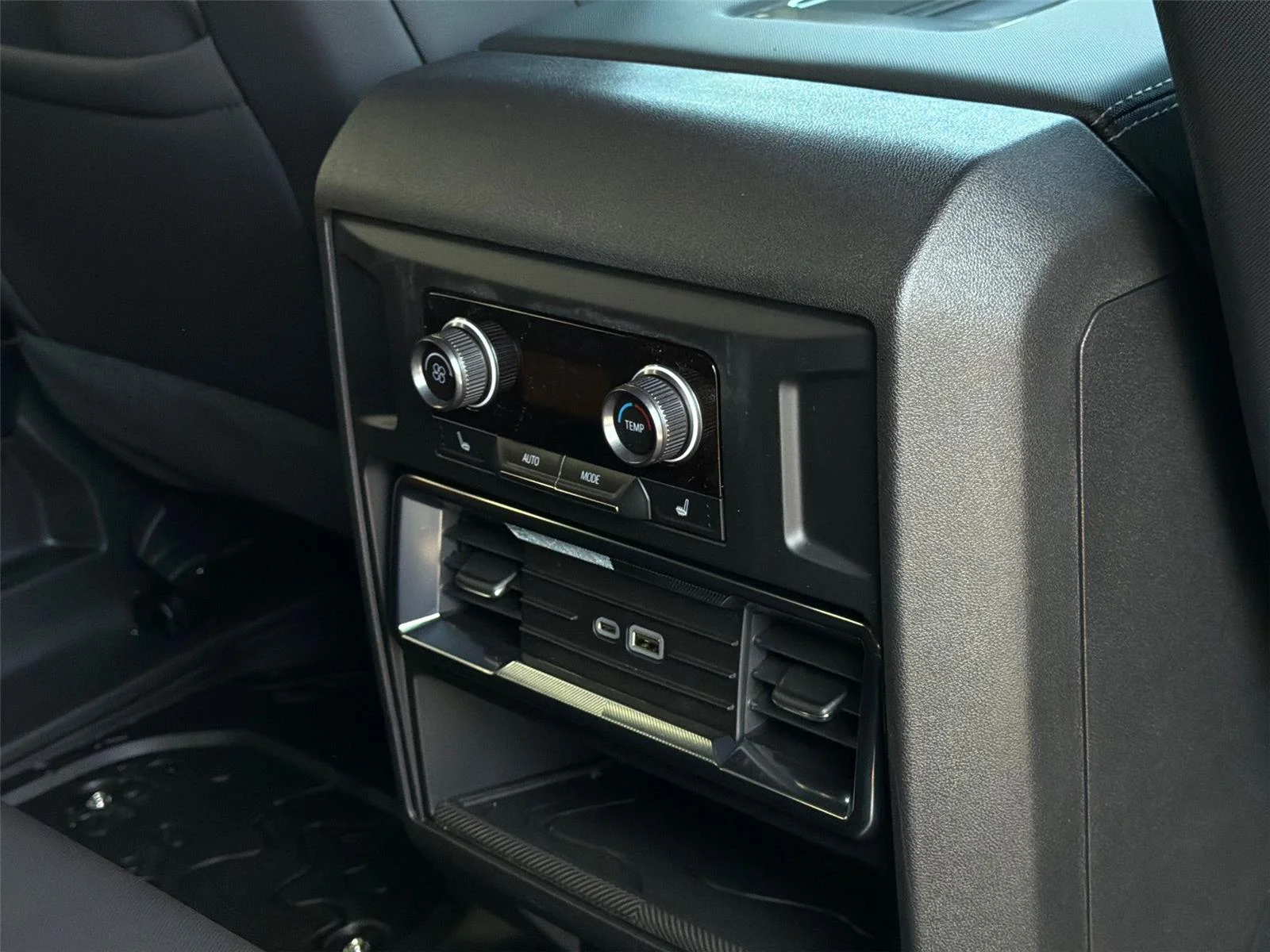 2026 GMC HUMMER EV 3X - Photo 11