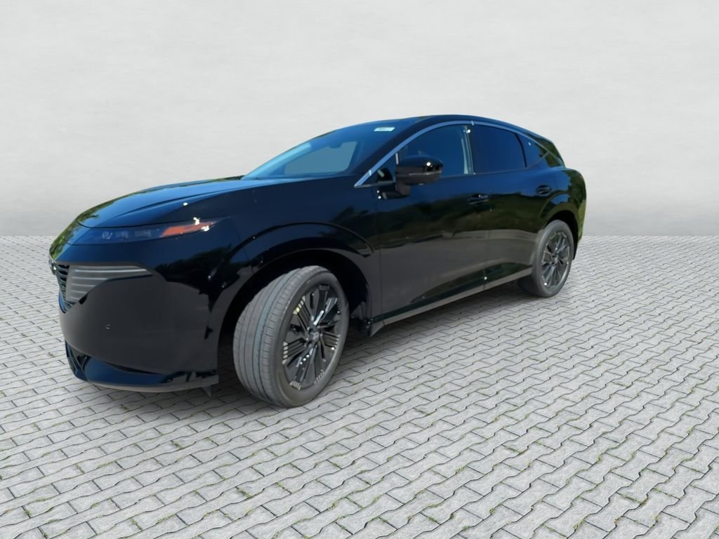 New 2026 Black Nissan Platinum image 4