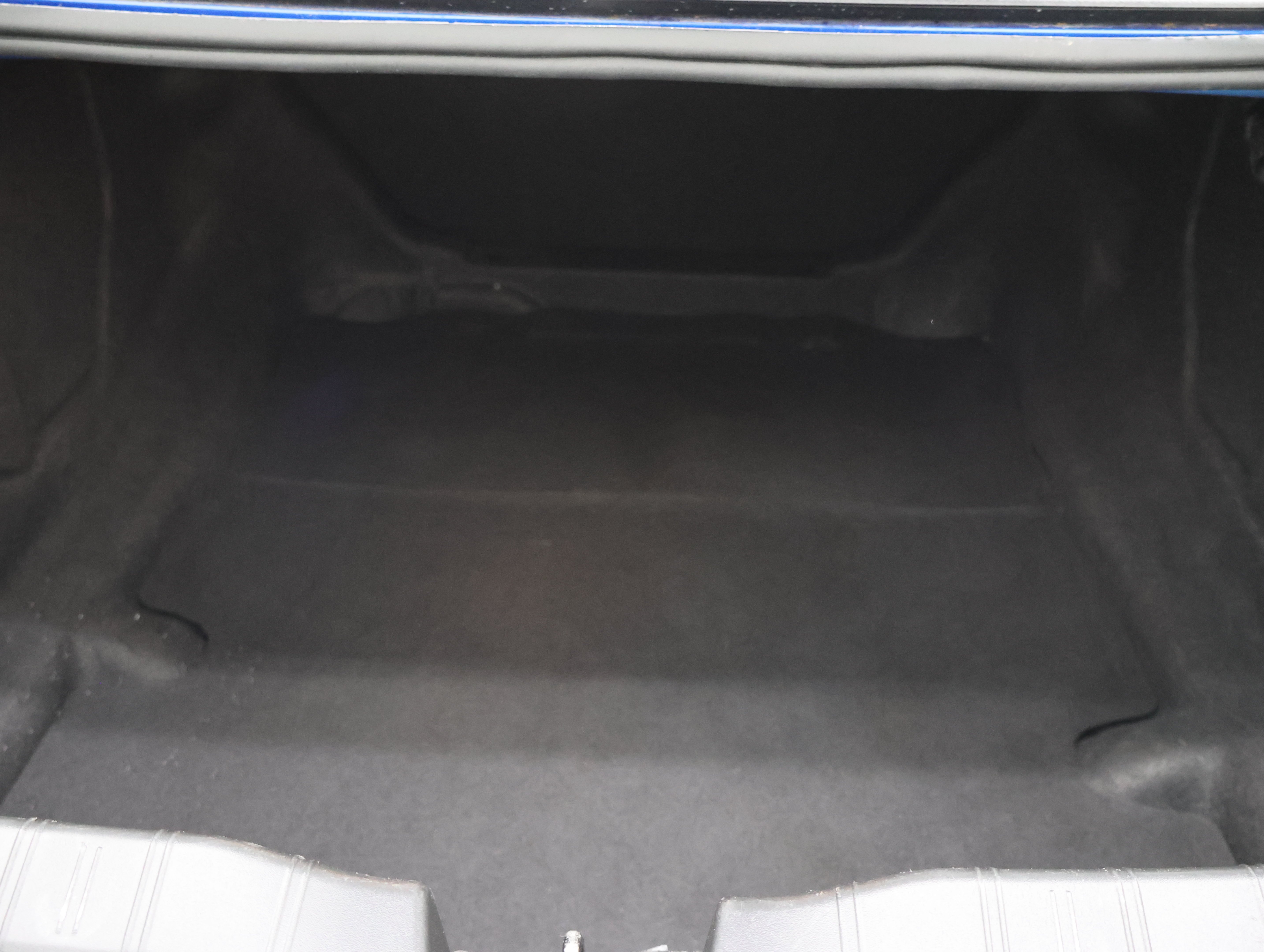 Used 2017 Hyper Blue Metallic Chevrolet 2SS Coupe: 2SS-AUTO-NAV-MOON-LIKE NEW TIRES-HEAT/COOL SEATS- image 31