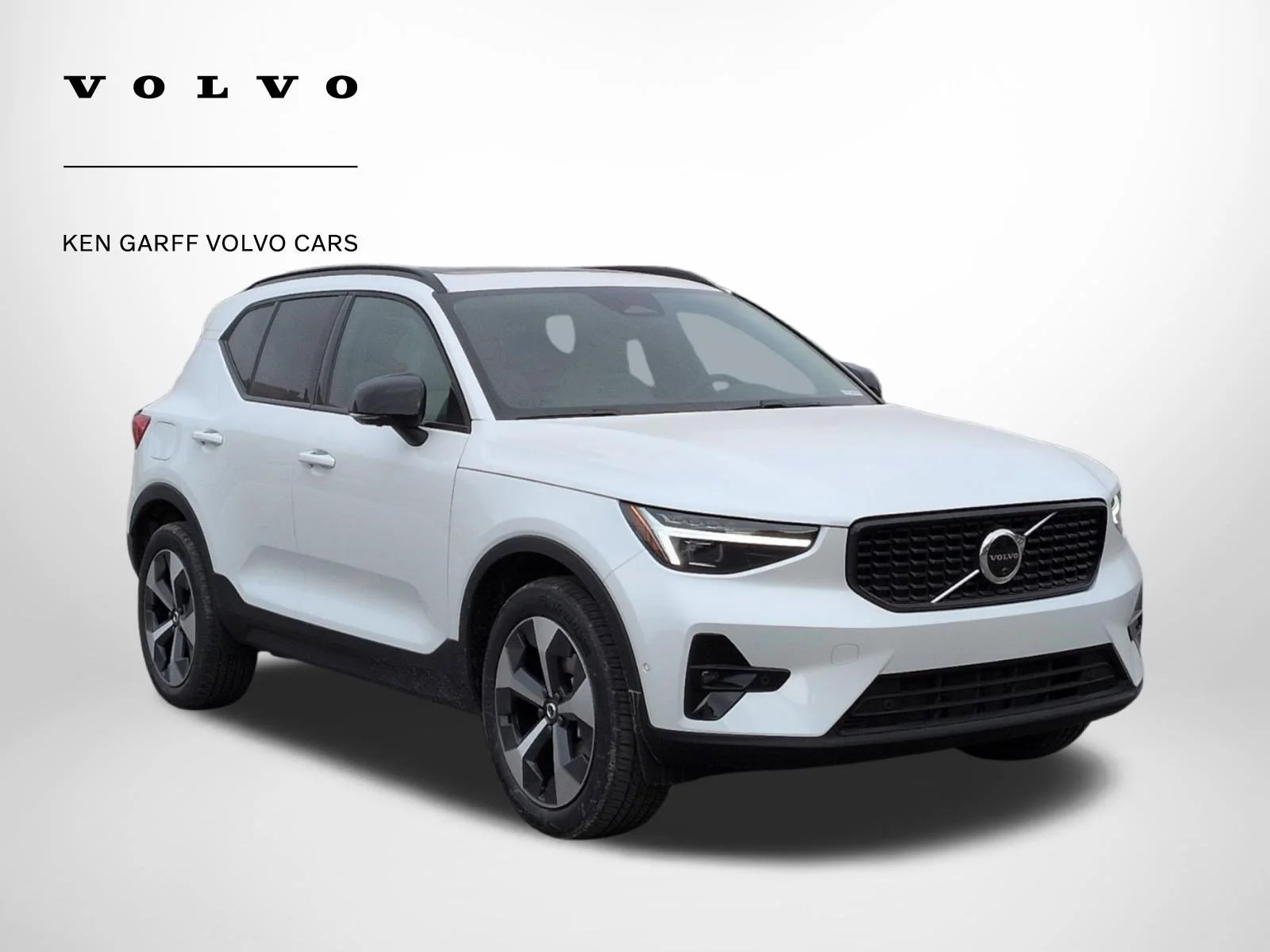 2026 Volvo XC40 B5 Plus Dark AWD's photo