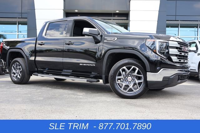 New 2026 Onyx Black GMC SLE image 2