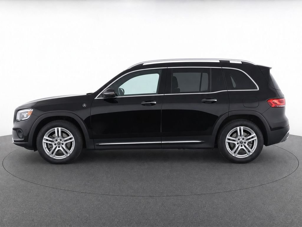 Certified Used 2020  Mercedes-Benz GLB 250 image 6