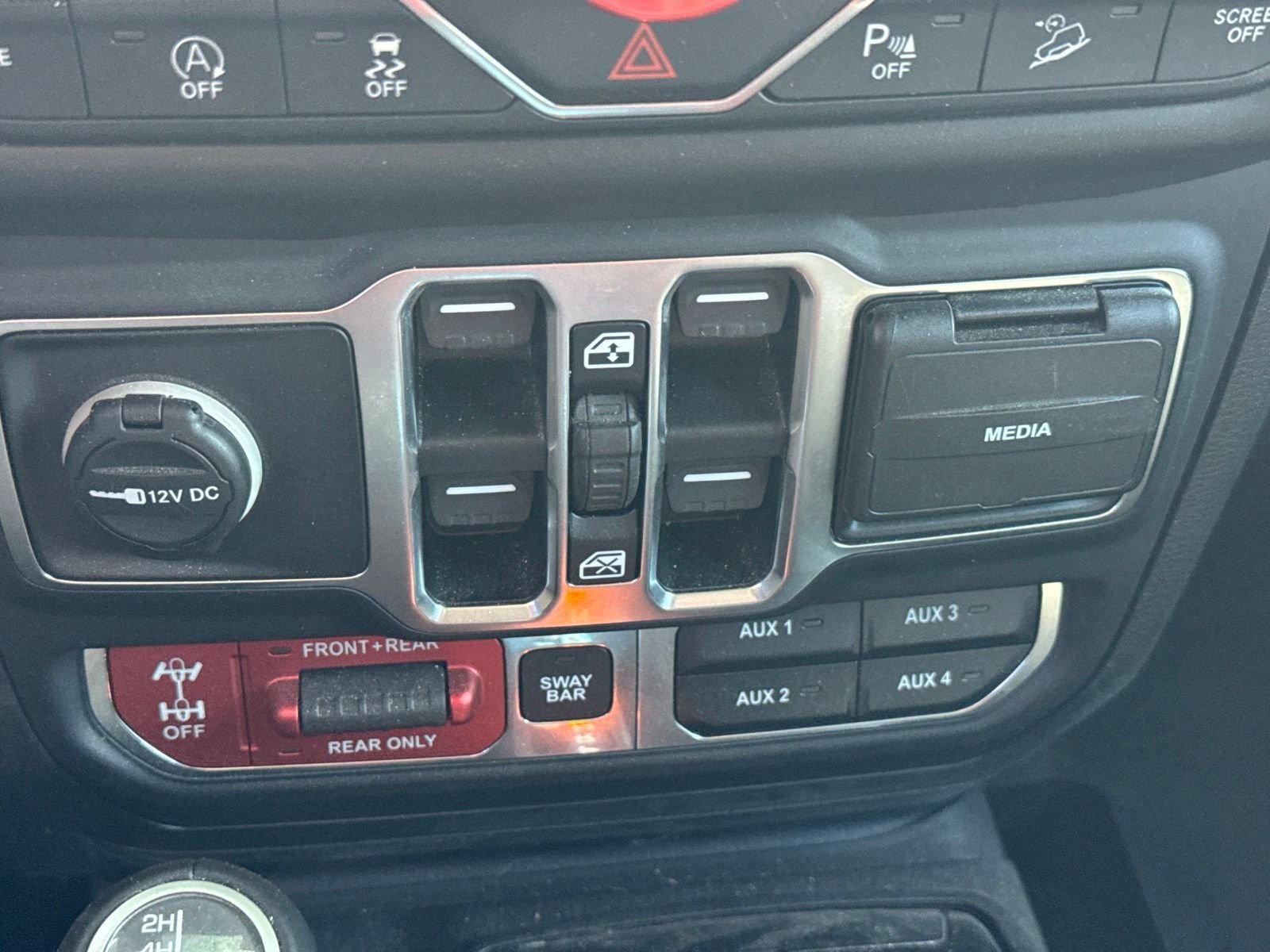 Used 2020 Green Jeep Unlimited Rubicon image 37