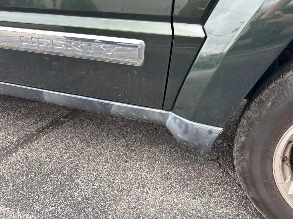 Used 2011 Green Jeep Limited image 14