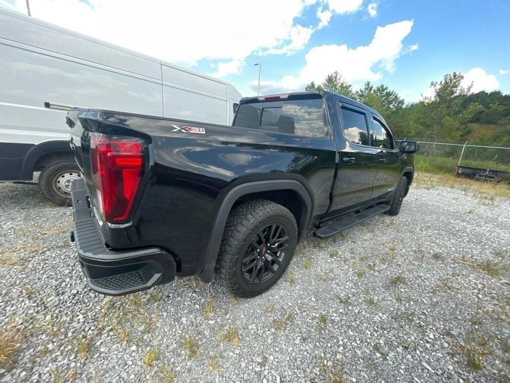 Used 2022 Black GMC Elevation image 12